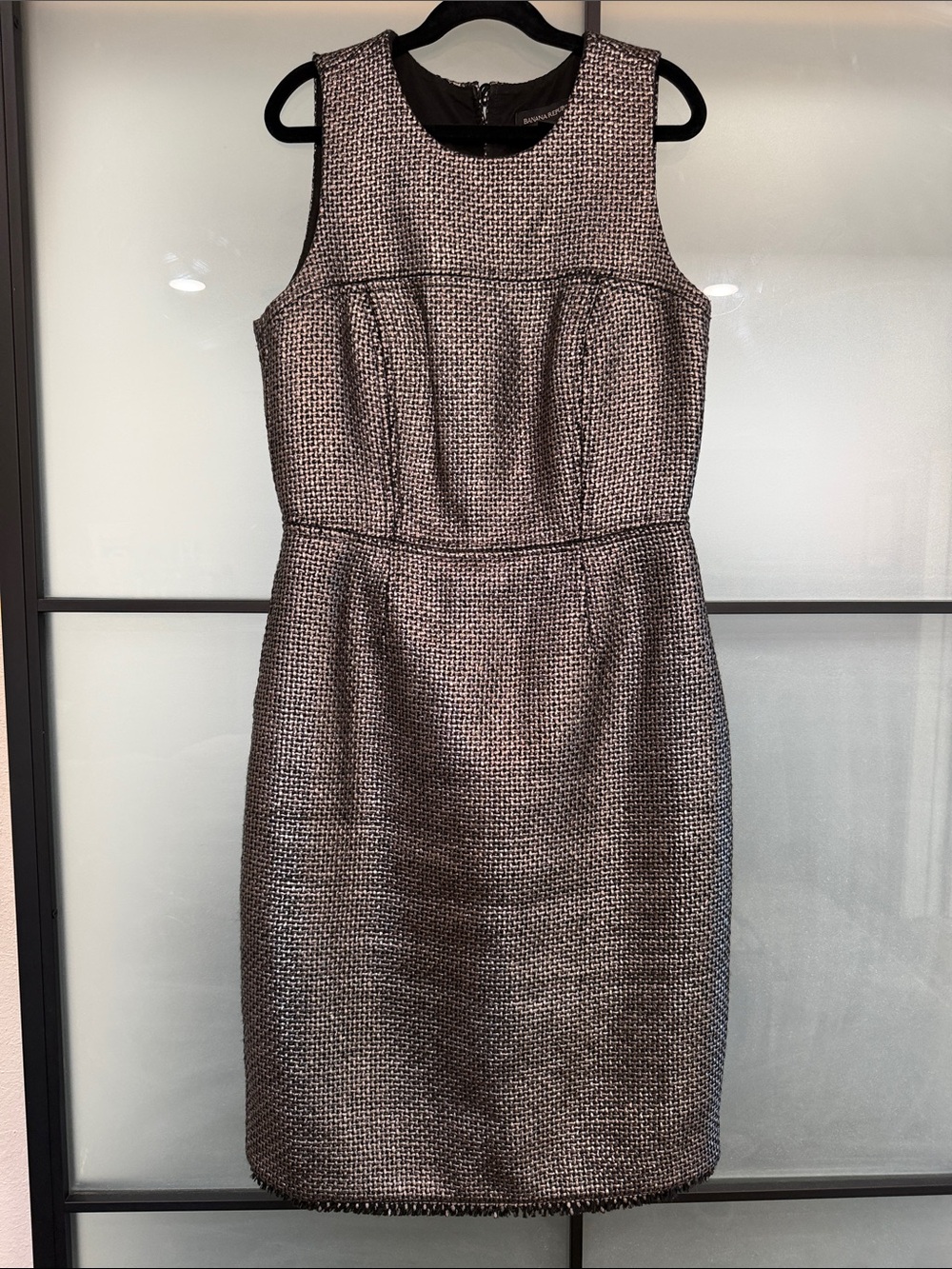 Banana Republic Textured Black and Silver Sleeveless Sheath Dress
